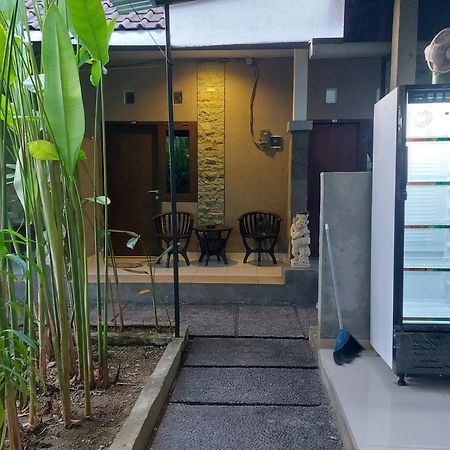 Paranyogan Homestay 2 Джимбаран Экстерьер фото