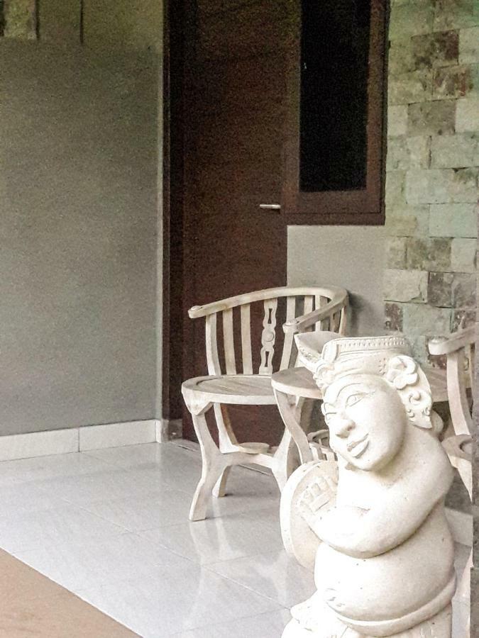 Paranyogan Homestay 2 Джимбаран Экстерьер фото